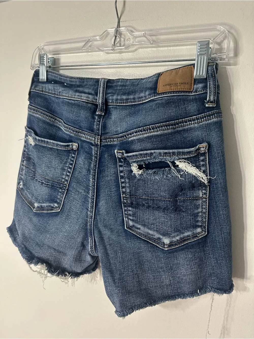 American Eagle Next Level stretch Hi-Rise Shortie Women’s Shorts size 4